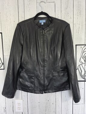 très you Black Faux Leather Jacket Size Medium Moto Fall Jacket